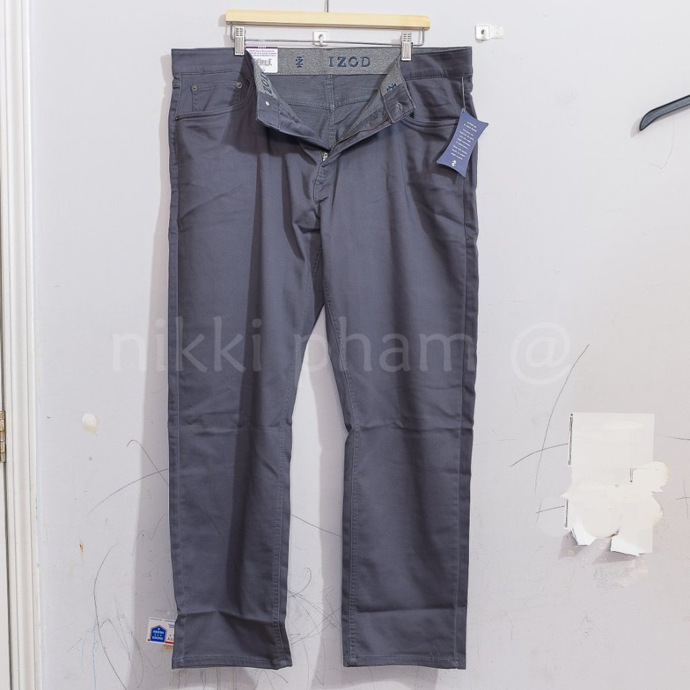 Brand new Izod Men's Stretch 5 Pocket Regular Fit Jeans in gray - Picture 9 of 9